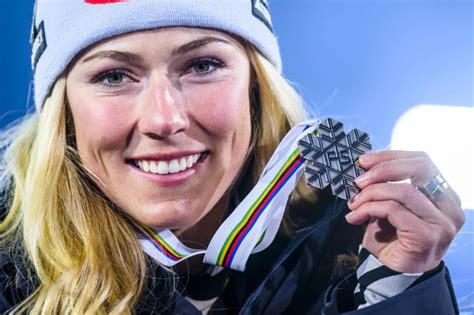 mikaela shiffrin nude|Ski alpin: Mikaela Shiffrin zieht sich Stichwunde zu und muss。